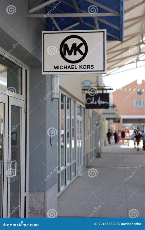 michael coarse outlet.